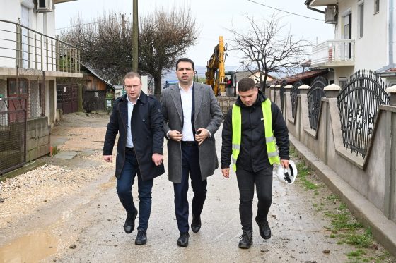 Министерот за транспорт и врски, Благој Бочварски на увид на градежните активности во населените места Фурка, Црничани и Николиќ